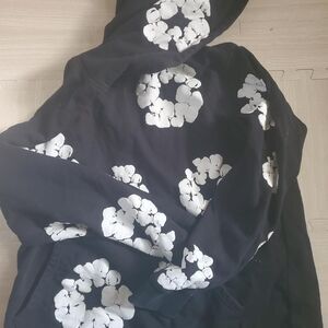Denim-tears Men's Black and White Hoodie